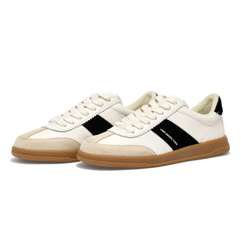 EPT Santos Sneakers - Off White/ Black